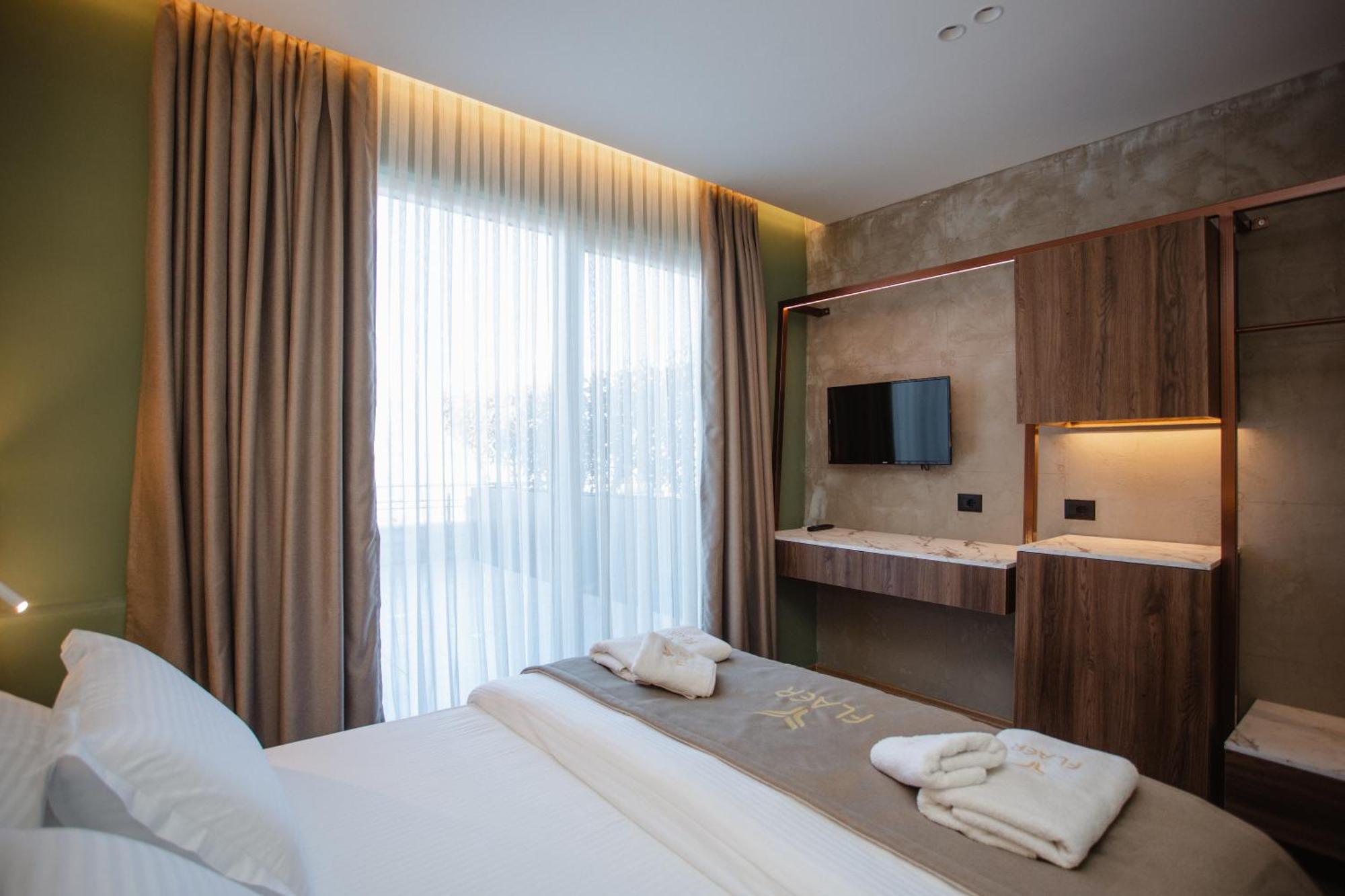 Hotel Flaer Shkodër Buitenkant foto